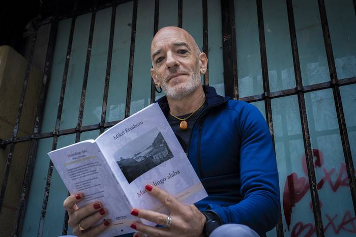 Saturrarango andra presoak gogoan, 'Manttalingo alaba' errezitaldia Diman