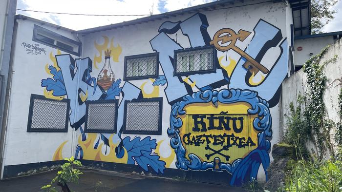 Kiñu Gaztetxea: hamabigarren urteurreneko atzen ospakizunak