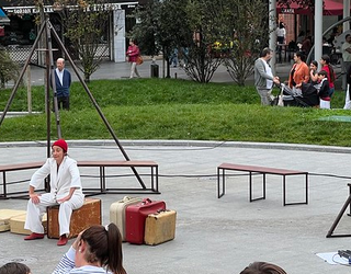 'Pausa' zirku eta jantza ikuskizuna Igorren